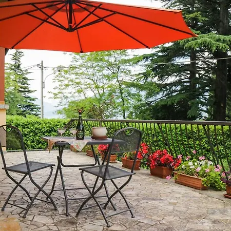 Oda ve Kahvaltı Casa Peroschi Menaggio