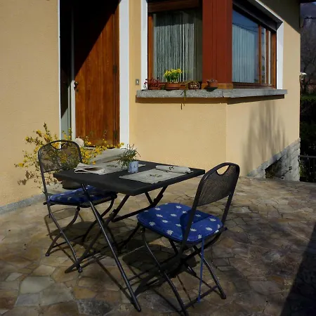 Oda ve Kahvaltı Casa Peroschi Menaggio